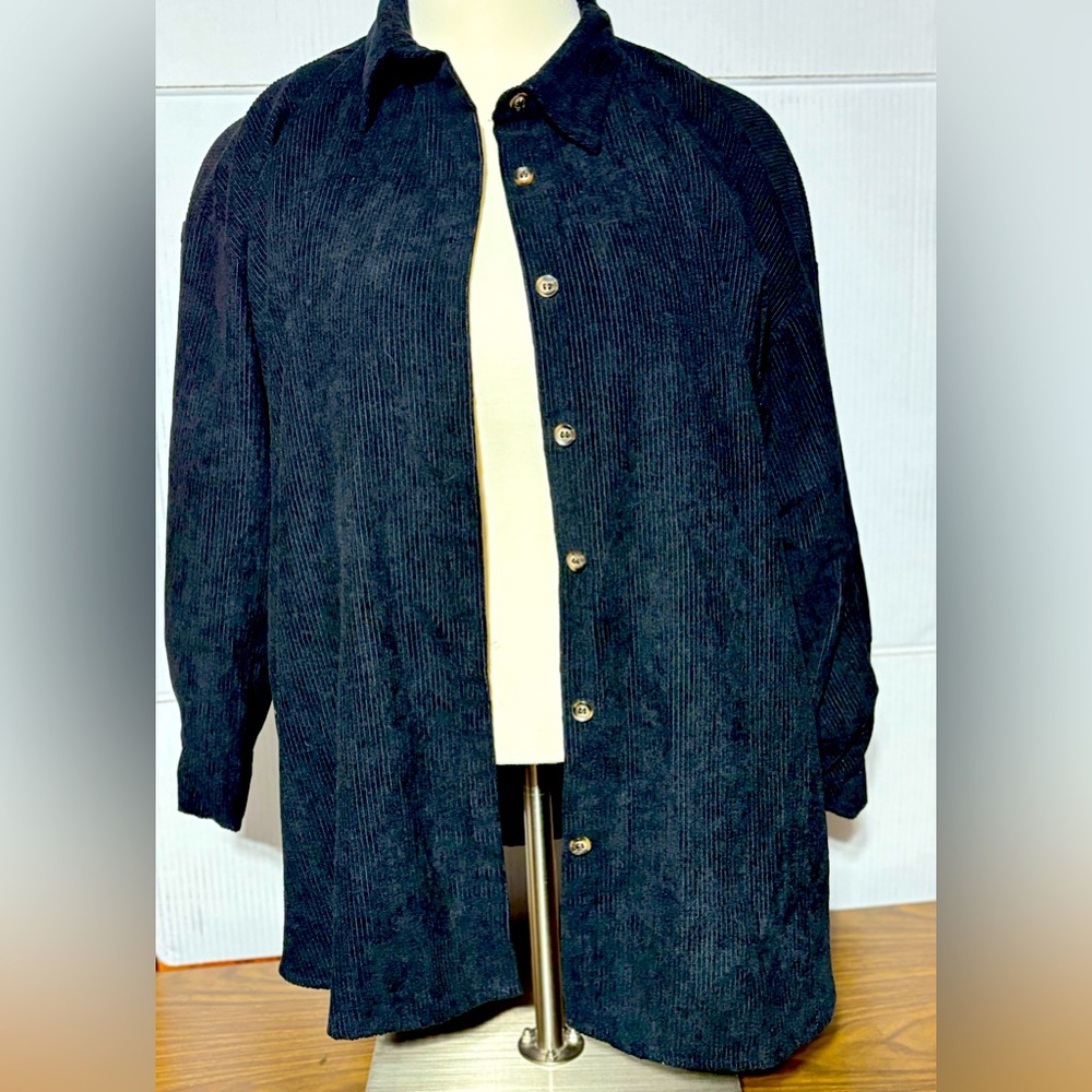 Shein Curve 2X corduroy black button front shirt or jacket. 32”L 29” p/p